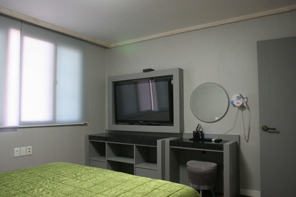 Show Hotel Puszan Kültér fotó